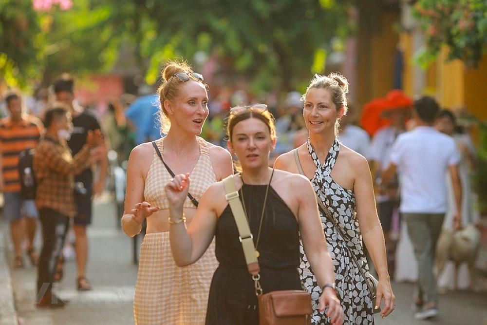 Choose comfortable attire and shoes to make the most of your time exploring the Hoi An night market